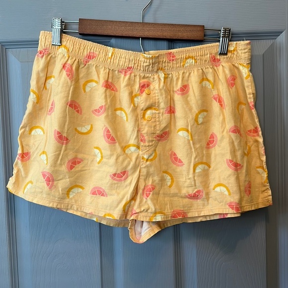 PINK Victoria's Secret Other - PINK by Victorias Secret lemon and orange sleep shorts